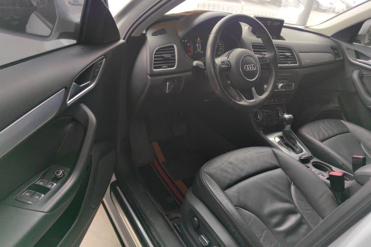 Used Audi Q3 2016 35 TFSI quattro all-wheel-drive style model
