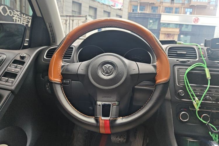 Used Volkswagen Golf 2012 1.6L Automatic Comfort Model Steering Wheel