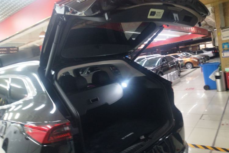 Used EXEED Lingyun 2024 300T Two-Wheel Drive Starlight Edition Trunk