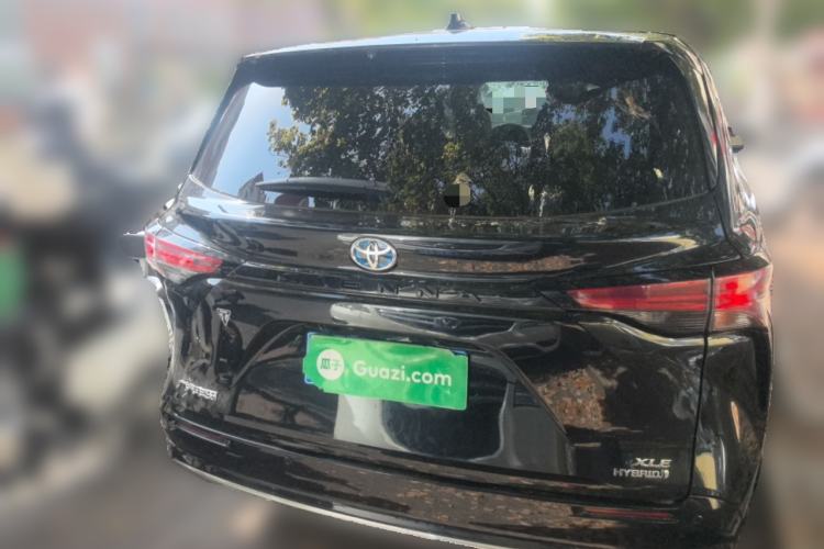 Used Toyota SIENNA 2021 2.5L Hybrid Luxury Edition Rear