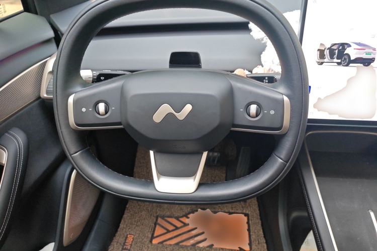 Used ONVO L60 2024 60 kWh Rear-Drive Version
