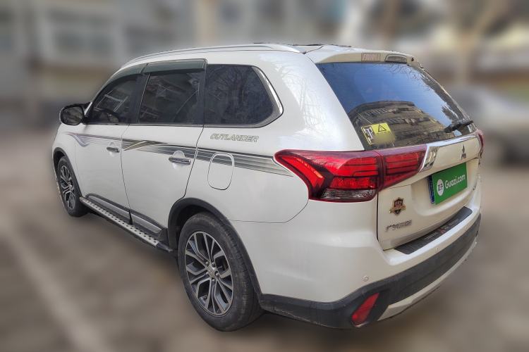 Used Mitsubishi Outlander 2016 2.4L 4x4 Elite Edition 5 Seats
