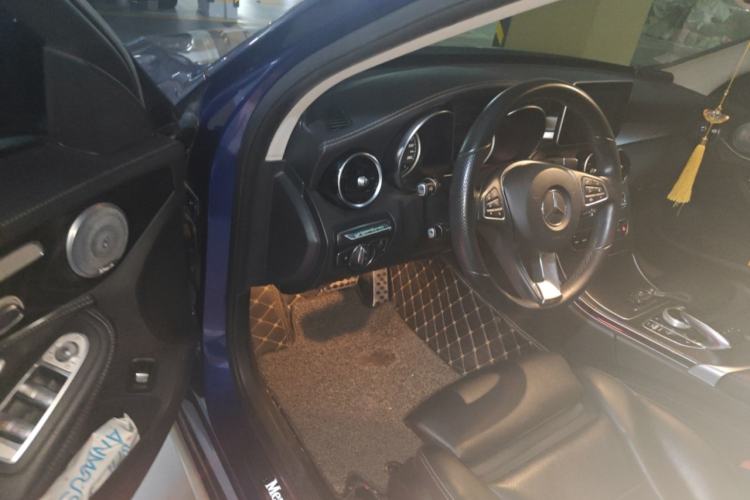 Used Mercedes-Benz C-Class 2017 Facelift C 200 L Driver Seat