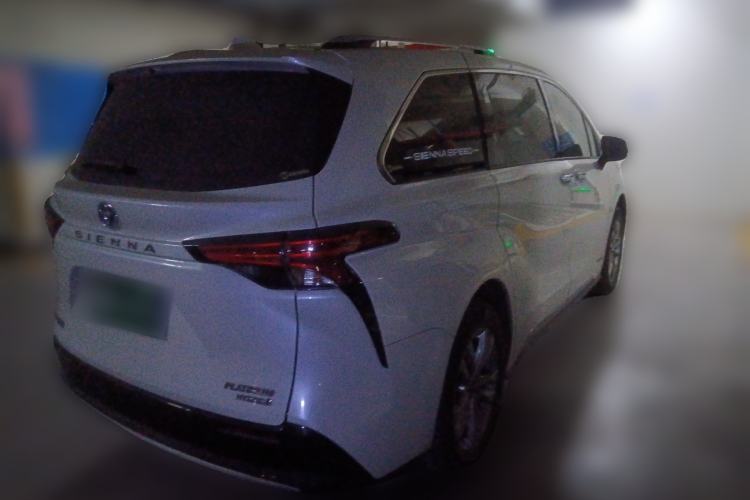 Used Toyota SIENNA 2021 2.5L Hybrid Platinum Edition