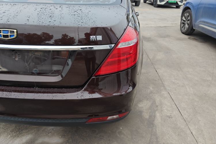 Used Geely Auto Emgrand 2017 Sedan Million Edition 1.5L Manual - Upward Version