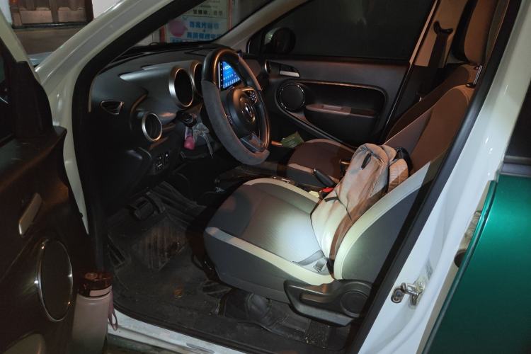 Used ORA Black Cat 2021 301 km Basic Version Left Front Seat