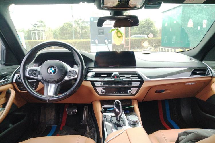 Used BMW 5 Series 2019 530Li Leading Model M Sport Package
