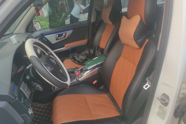 Used Mercedes-Benz GLK-Class 2011 GLK 300 4MATIC Dynamic Model Left Front Seat