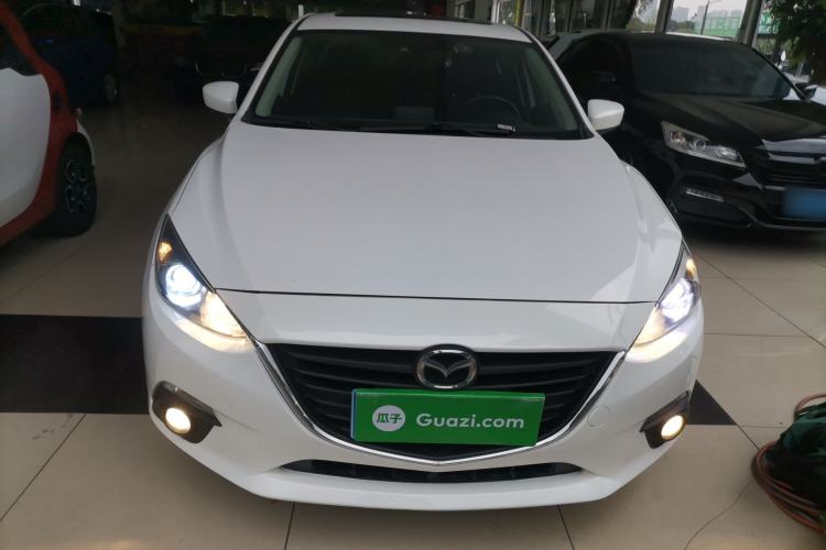 Used Mazda 3 Axela 2014 Sedan 1.5L Automatic Luxury Model Front
