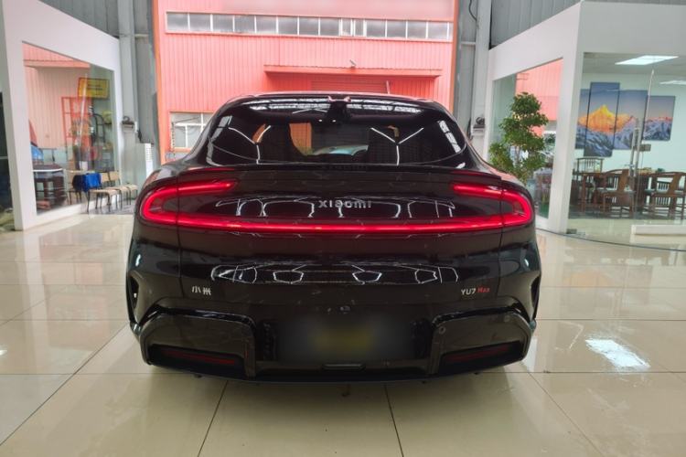 Used Xiaomi Auto YU7 2025 Ultra-Long Range High-Performance All-Wheel-Drive Max Edition
