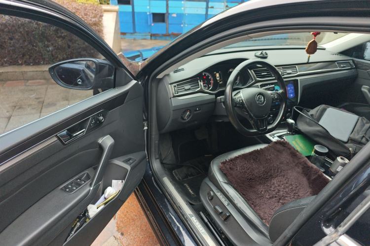 Used Volkswagen Passat 2017 330TSI DSG Prestige Edition
