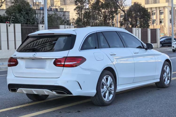 Used Mercedes-Benz C-Class (Import) 2017 Facelift C 180 Estate
