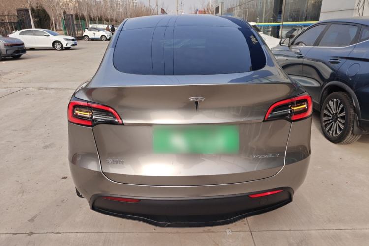 Used Tesla Model Y 2024 Rear-Wheel-Drive Version