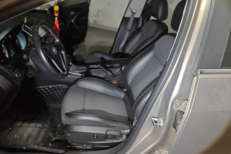 Used Buick Regal 2015 1.6T Leading Technology Model
