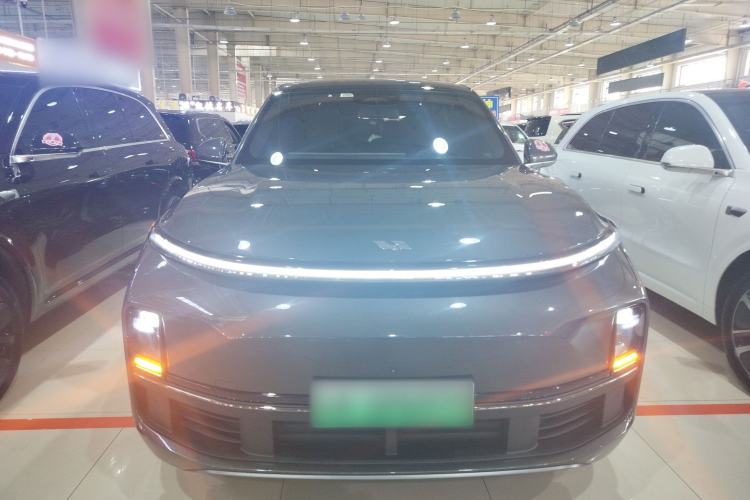 Used Li Auto L8 2023 Pro Model
