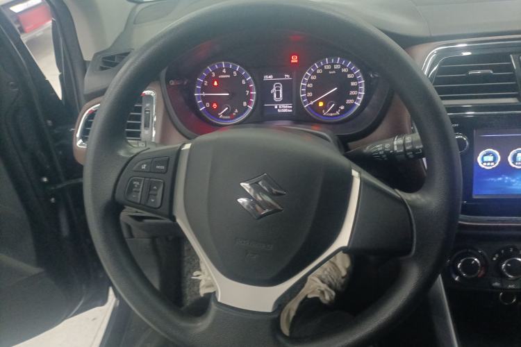 Used Suzuki Vitara S-Cross 2017 1.6L Manual Two-Wheel Drive Urban Fashion Model