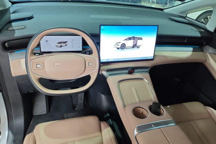 Used XPeng X9 2024 702 Ultra-Long Range Max