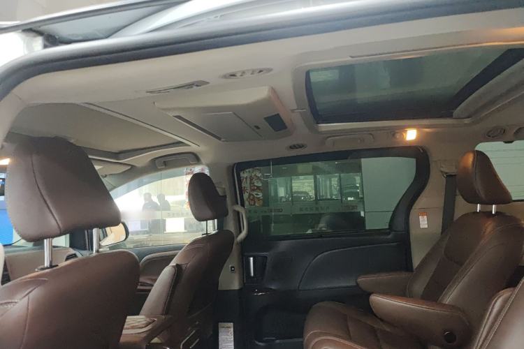 Used Toyota Sienna (Parallel Import) 2018 3.5L Four-Wheel Drive Limited 7-Seater Canadian Version
