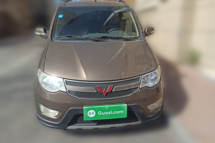 Used Wuling Hongguang 2013 1.5L S Luxury Model Front