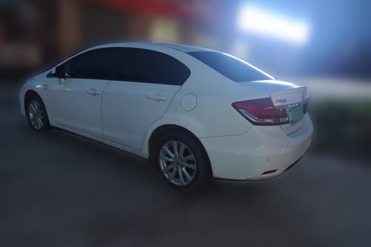 Used Honda Civic 2014 1.8L automatic comfort version Rear Left 45 Deg