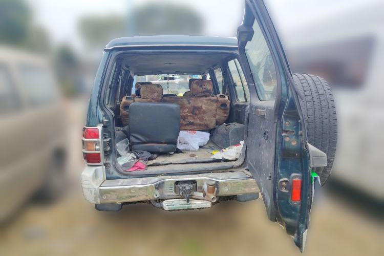 Used Leopaard Heijingang 2009 2.4L Manual 4x4