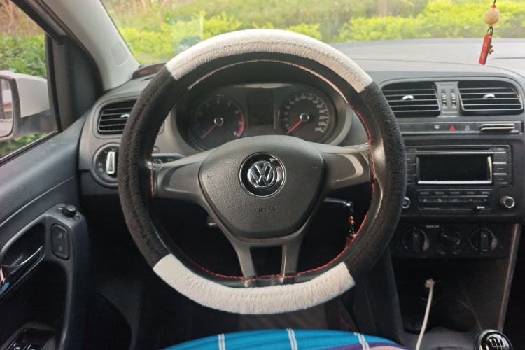 Used Volkswagen Polo 2018 1.5L Manual Drive-Comfort Model Steering Wheel