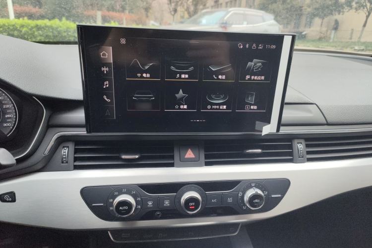 Used Audi A4L 2020 40 TFSI Fashion Dynamic Model Audio And AC Panel