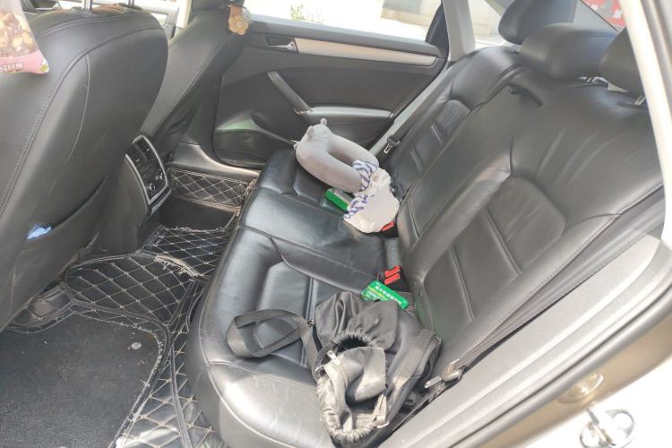 Used Volkswagen Passat 2014 1.8TSI DSG Prestige Edition Left Rear Seat