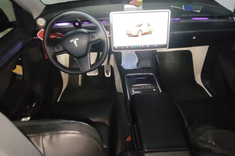 Used Tesla Model Y 2022 Rear-Wheel-Drive Version
