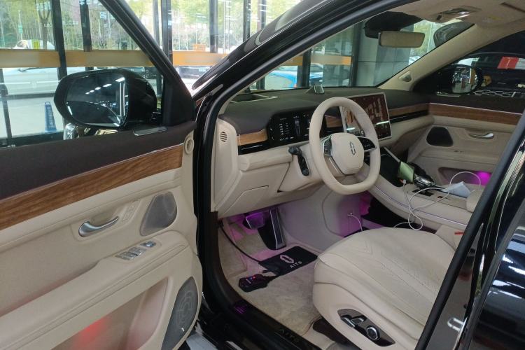 Used Hima AITO M7 2024 1.5T Intelligent Driving 4WD Max Edition 5 Seats