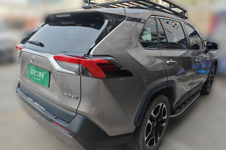 Used Toyota RAV4 2022 2.0L CVT Two-Wheel Drive Prestige Edition Rear Right 45 Deg