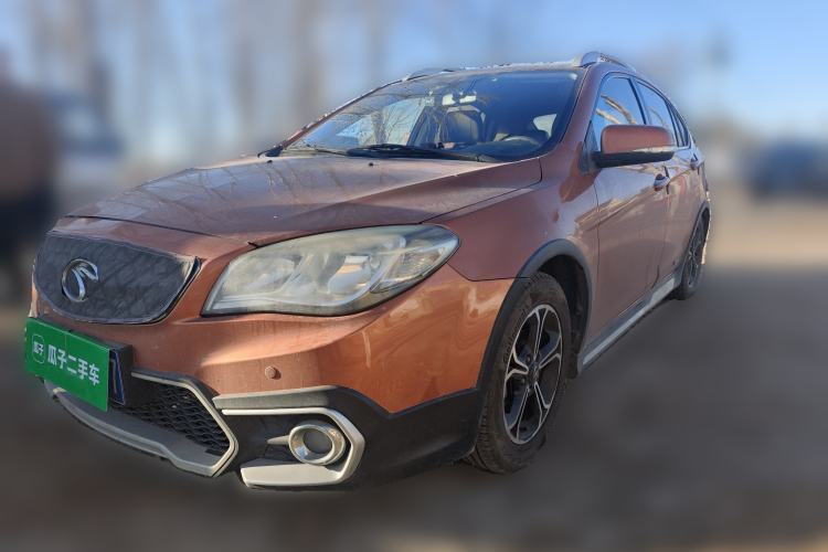 Used Soueast V6 Lingshi 2015 CROSS 1.5L Manual ZhiZun Model