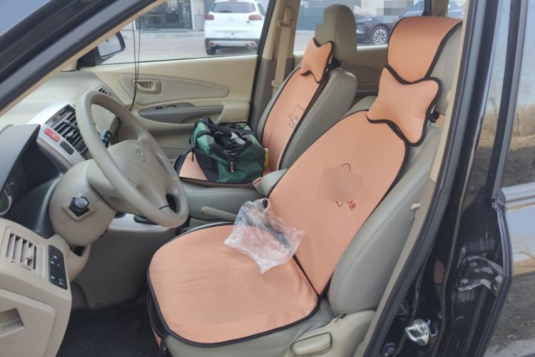 Used Hyundai Tucson 2013 2.0L Manual Two-Wheel Drive Comfort Version