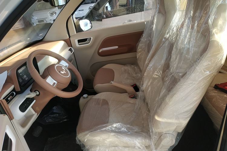 Used Wuling Hongguang MINIEV 2024 3rd Generation 215km Youth Edition
