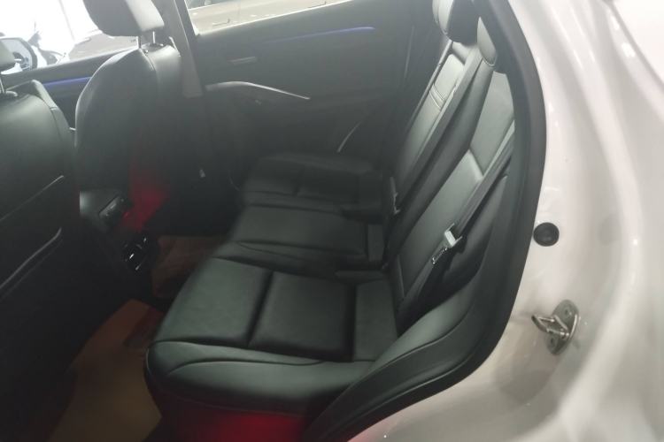 Used Wey VV6 2020 2.0T Two-Wheel Drive Smart Enjoyment+