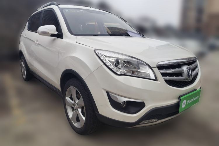 Used CHANGAN CS35 2015 1.6L Manual Luxury Model China IV Standard Front Right 45 Deg