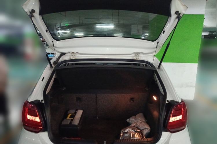 Used Volkswagen Polo 2014 1.4L Automatic Luxury Edition
