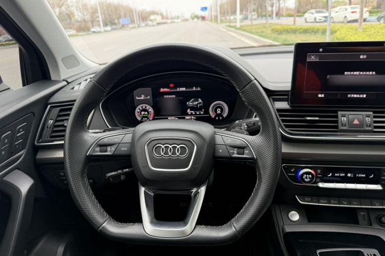 Used Audi Q5L 2022 45T Luxury Dynamic Model
