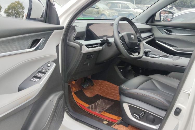 Used Changan CS75 PLUS 2022 2nd Generation 1.5T Automatic Prestige Version
