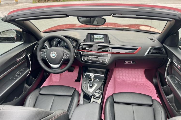 Used BMW 2 Series 2018 220i Convertible Coupe Sports Design Package Interior 1