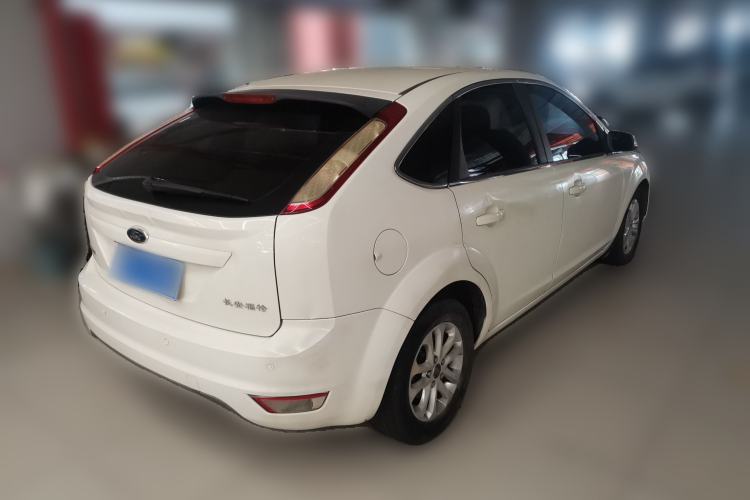 Used Ford Focus 2013 Hatchback Classic 1.8L Automatic Base Model Rear Right 45 Deg