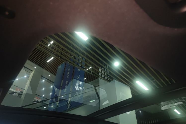 Used Mercedes-Benz GLC New Energy 2025 350 e L 4MATIC Collector's Edition Headliner