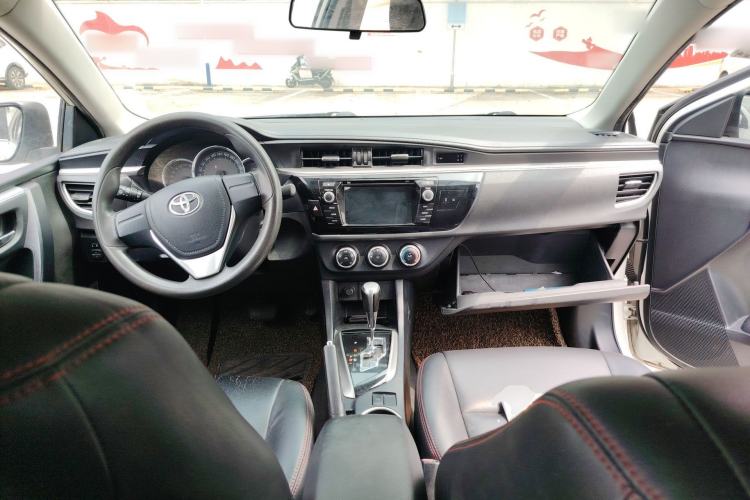 Used Toyota Levin 2014 1.6G CVT Elite Edition Center Console