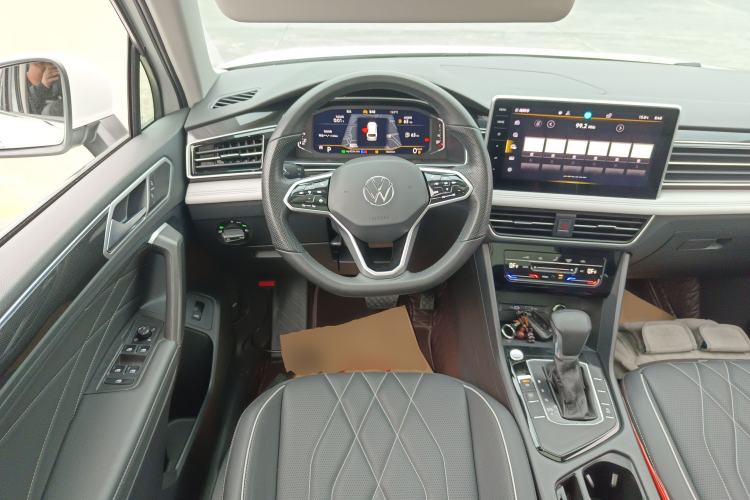 Used Volkswagen Tiguan L 2023 300TSI Automatic Two-Wheel Drive Smart Edition