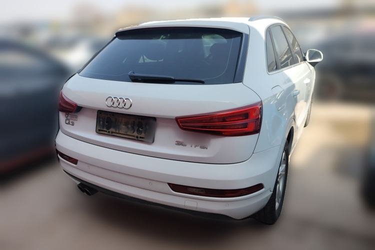 Used Audi Q3 2017 35 TFSI Fashion Model Rear Right 45 Deg