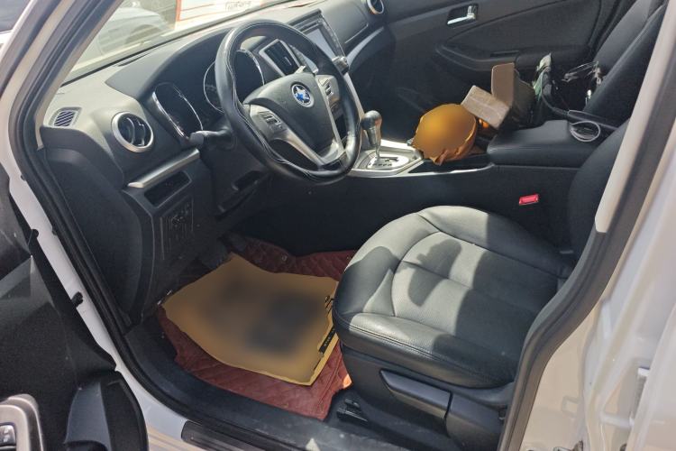 Used Venucia T70 2015 2.0L CVT Smart Edition Left Front Seat