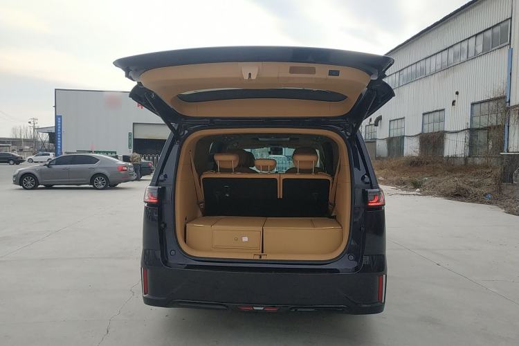 Used VOYAH Dream 2024 PHEV Extended-Range Premium Edition