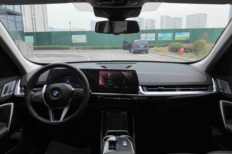 Used BMW X1 2024 sDrive25Li X Design Package Interior 8