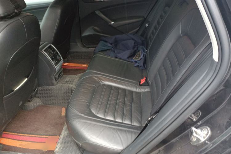 Used Volkswagen Passat 2014 1.8TSI DSG Prestige Edition Left Rear Seat