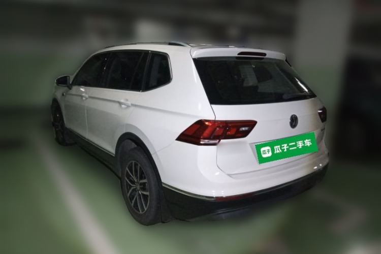 Used Volkswagen Tiguan L 2018 330TSI Automatic Two-Wheel Drive Luxury Edition Rear Left 45 Deg